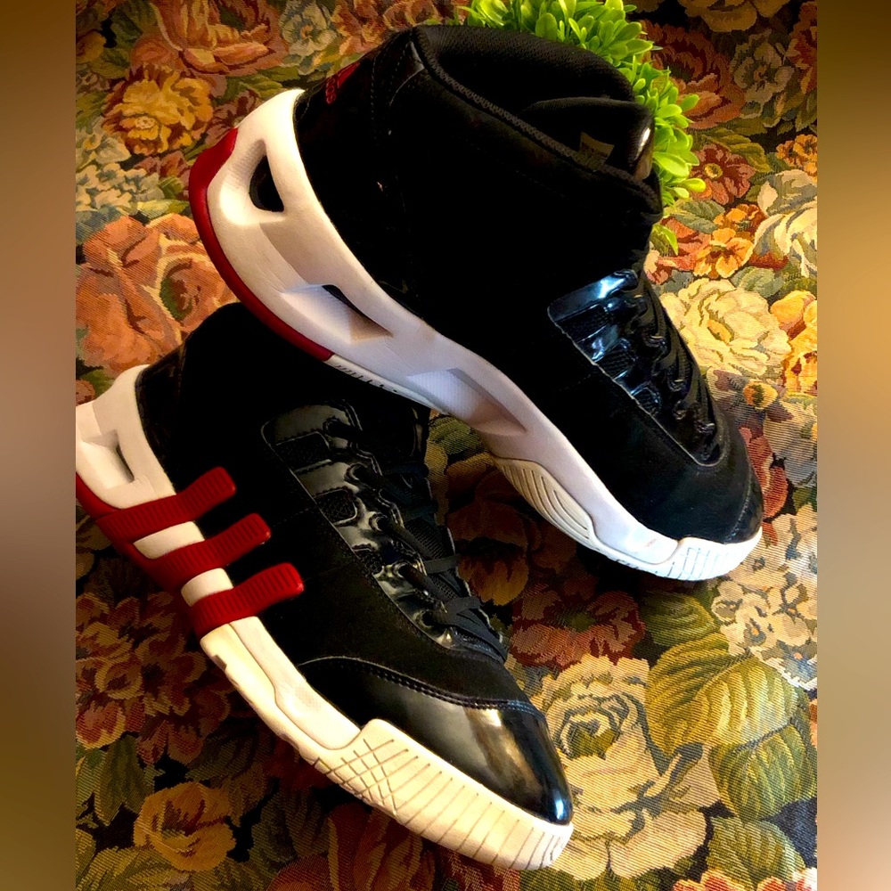 Vtg.90’s ADIDAS sneakers